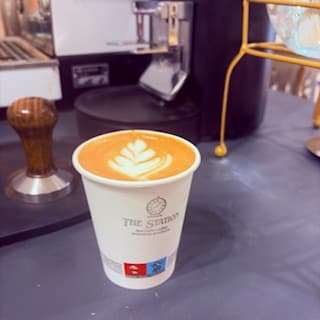 A specialty coffee bag with origin, roast date and process clearly labelled — what good coffee looks like before it's brewed